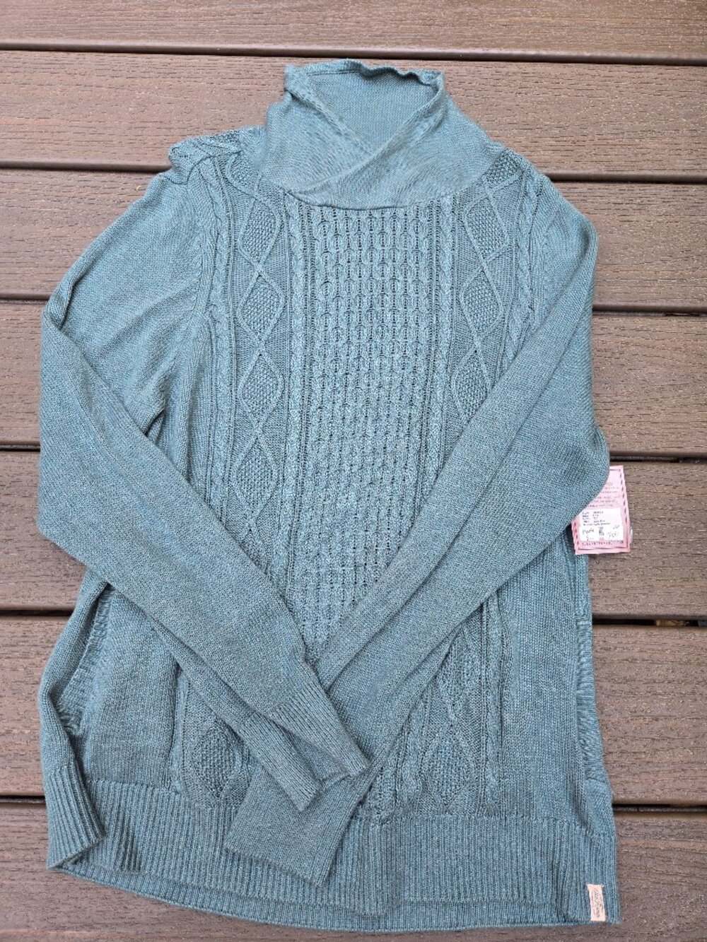 Old Ranch, cowl neck sweater, size Large, color silver pine